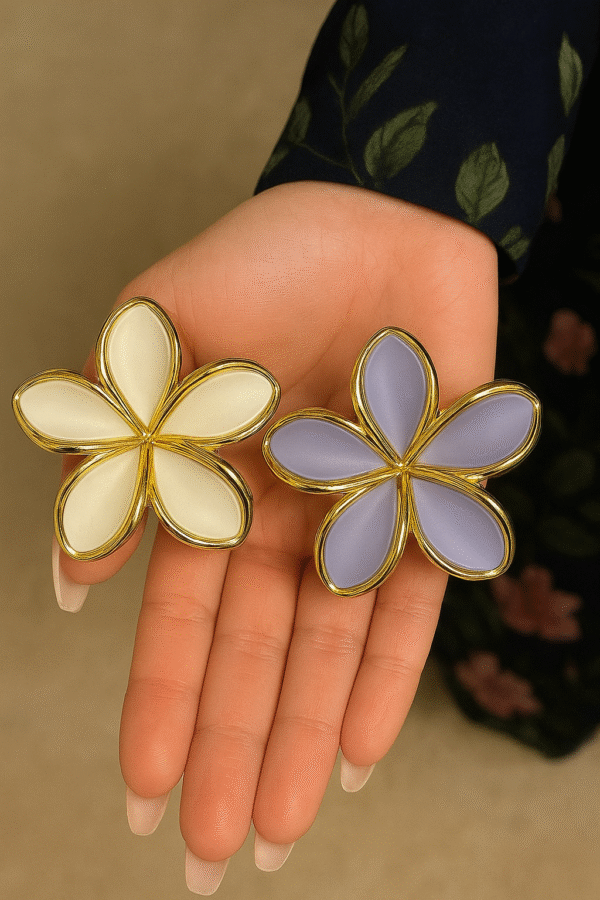 White and Purple Hair Clutcher